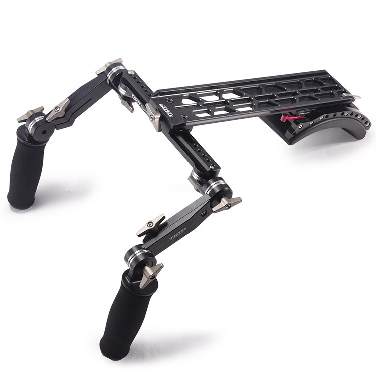 Плечевой упор с двуручным хватом Tilta 15mm dovetail shoulder mount system (new version) Плечевой упор с двуручным хватом Tilta 15mm dovetail shoulder mount system (new version)