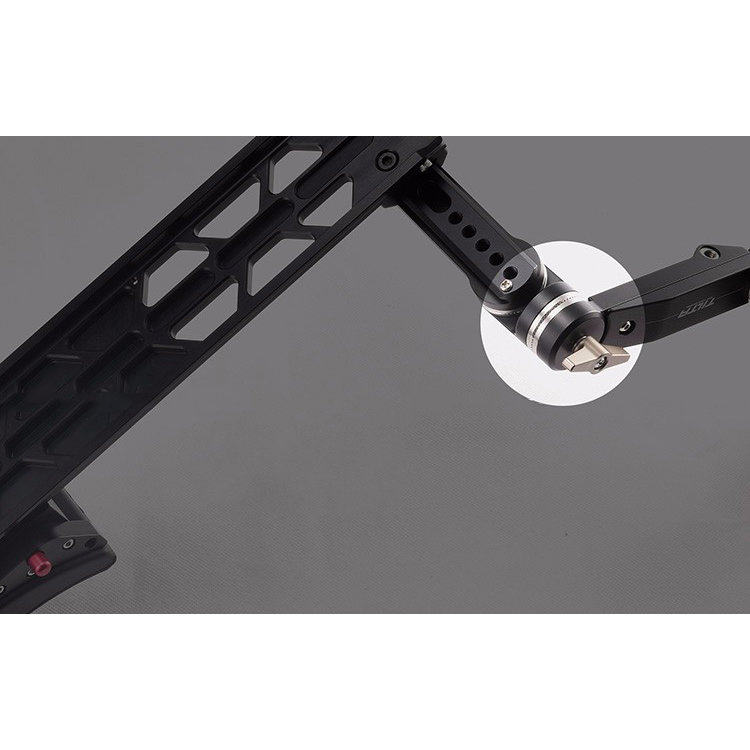 Плечевой упор с двуручным хватом Tilta 15mm dovetail shoulder mount system (new version) Плечевой упор с двуручным хватом Tilta 15mm dovetail shoulder mount system (new version)