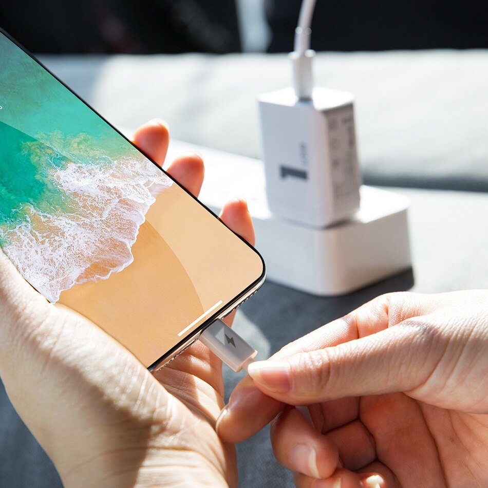 Сетевой адаптер Rock T12 PD travel charger Чёрный Сетевой адаптер Rock T12 PD travel charger Чёрный