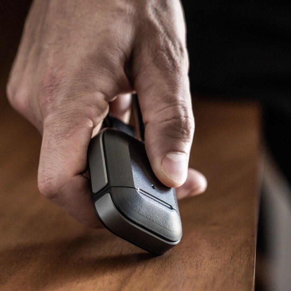 Кейс X-Doria Defense Trek для AirPods Зеленый Кейс X-Doria Defense Trek для AirPods Зеленый