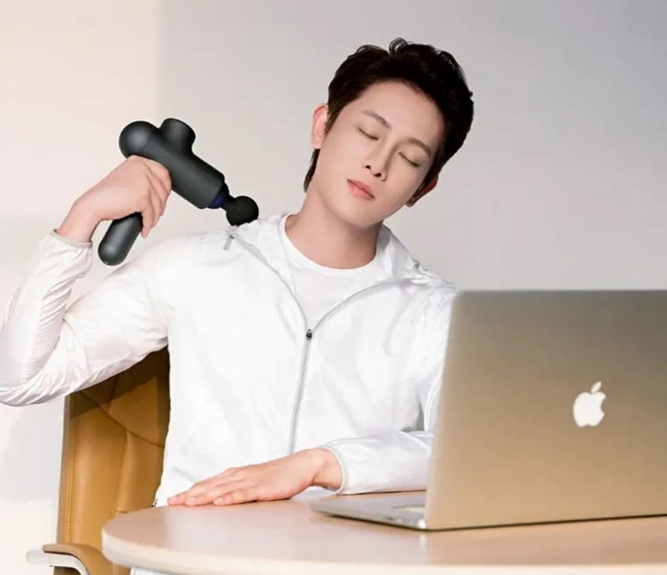 Массажер Yunmai Massage Fascia Gun Массажер Yunmai Massage Fascia Gun