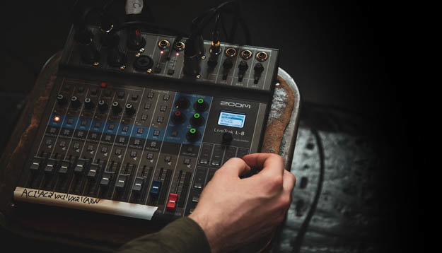 Микшер Zoom L-8 LIVETRAK Микшер Zoom L-8 LIVETRAK