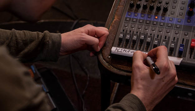 Микшер Zoom L-8 LIVETRAK Микшер Zoom L-8 LIVETRAK