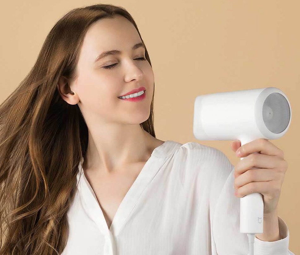 Фен Xiaomi Mijia Water Ion Hair Dryer 1800W Белый Фен Xiaomi Mijia Water Ion Hair Dryer 1800W Белый