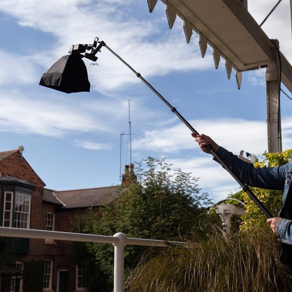 Зажим Manfrotto 175F-2 с холодным башмаком Зажим Manfrotto 175F-2 с холодным башмаком