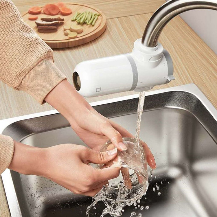 Фильтр насадка на кран Xiaomi Mijia Faucet Water Purifier Белый Фильтр насадка на кран Xiaomi Mijia Faucet Water Purifier Белый