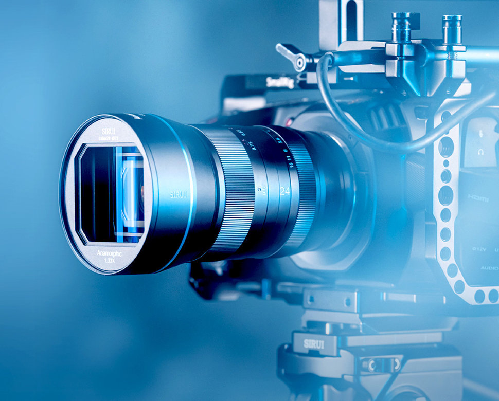 Объектив Sirui 24mm f/2.8 Anamorphic EF-M Объектив Sirui 24mm f/2.8 Anamorphic EF-M
