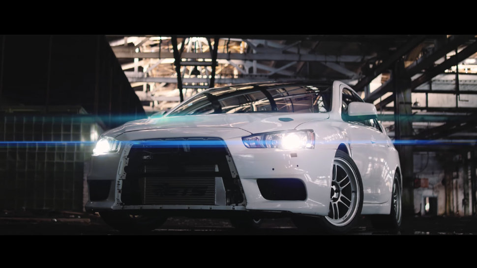 Объектив Sirui 24mm f/2.8 Anamorphic EF-M Объектив Sirui 24mm f/2.8 Anamorphic EF-M