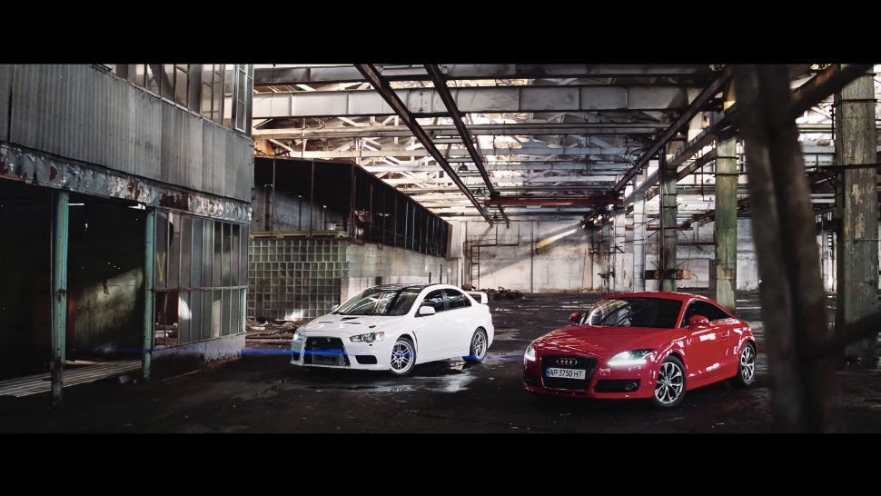 Объектив Sirui 24mm f/2.8 Anamorphic E-mount Объектив Sirui 24mm f/2.8 Anamorphic E-mount