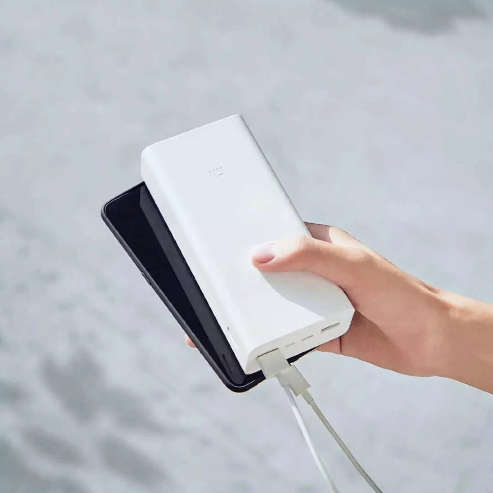 Внешний аккумулятор Xiaomi Mi Power Bank 3 30000mAh Белый Внешний аккумулятор Xiaomi Mi Power Bank 3 30000mAh Белый