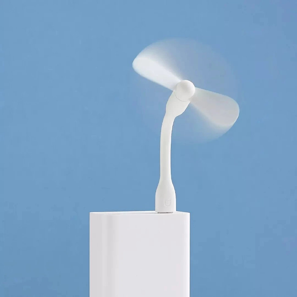 Внешний аккумулятор Xiaomi Mi Power Bank 3 30000mAh Белый Внешний аккумулятор Xiaomi Mi Power Bank 3 30000mAh Белый