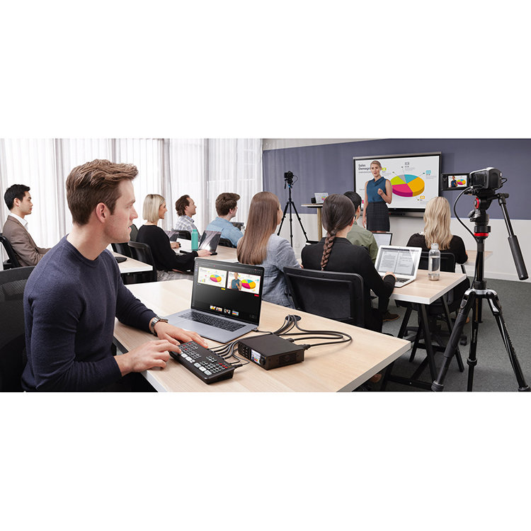 Видеомикшер Blackmagic ATEM Mini Extreme ISO Видеомикшер Blackmagic ATEM Mini Extreme ISO