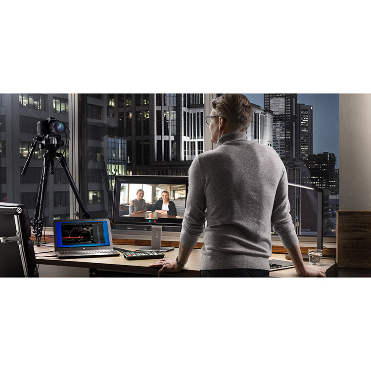 Видеомикшер Blackmagic ATEM Mini Extreme ISO Видеомикшер Blackmagic ATEM Mini Extreme ISO