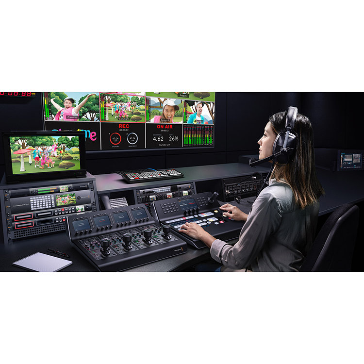 Видеомикшер Blackmagic ATEM Mini Extreme Видеомикшер Blackmagic ATEM Mini Extreme