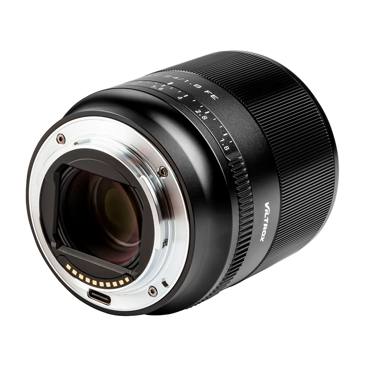 Объектив Viltrox AF 24mm F1.8 FE E-mount Объектив Viltrox AF 24mm F1.8 FE E-mount