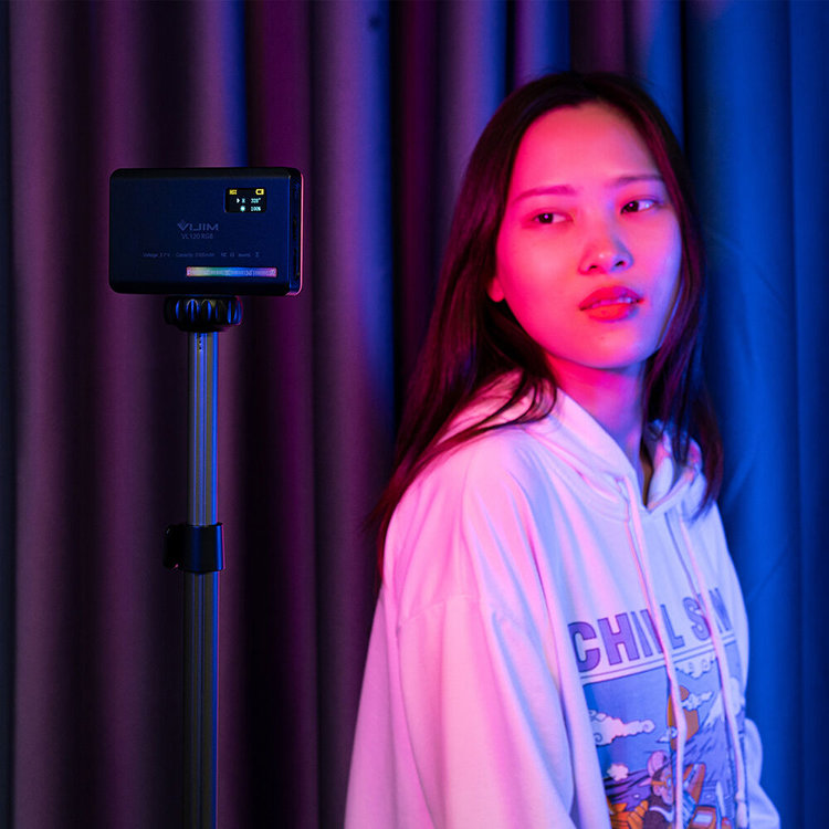 Осветитель Ulanzi VL120 RGB Осветитель Ulanzi VL120 RGB