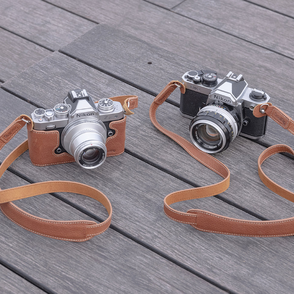 Чехол с шейным ремнем SmallRig 3481 для Nikon Z fc Чехол с шейным ремнем SmallRig 3481 для Nikon Z fc