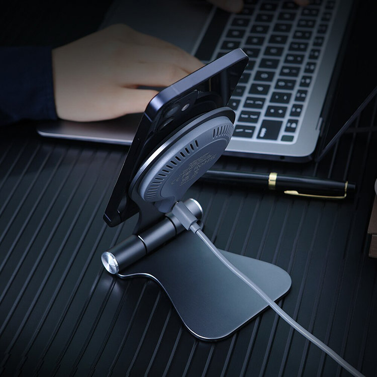 Беспроводная зарядка Nillkin NKT11 MagStand Серебро Беспроводная зарядка Nillkin NKT11 MagStand Серебро