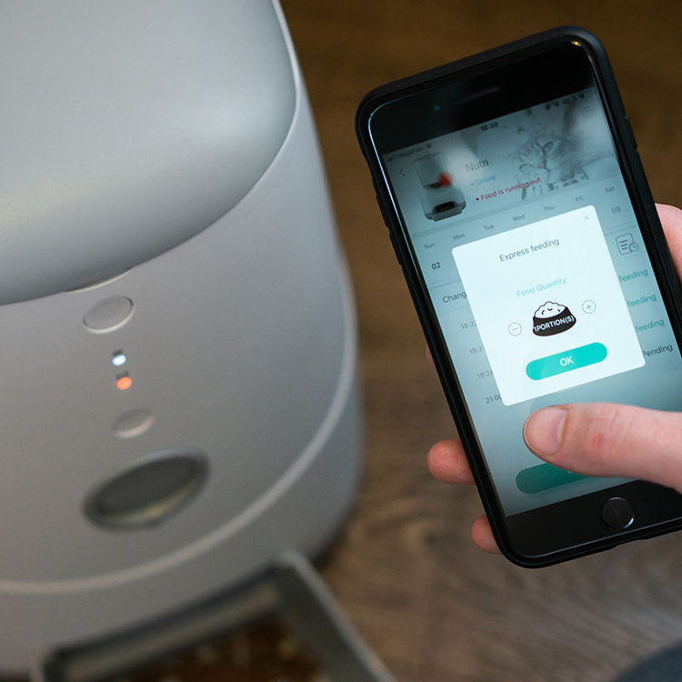 Умная кормушка Petoneer Nutri Feeder 3.7L Умная кормушка Petoneer Nutri Feeder 3.7L