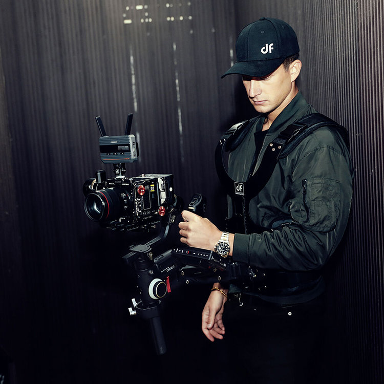 Система поддержки DigitalFoto Thanos-SE Система поддержки DigitalFoto Thanos-SE