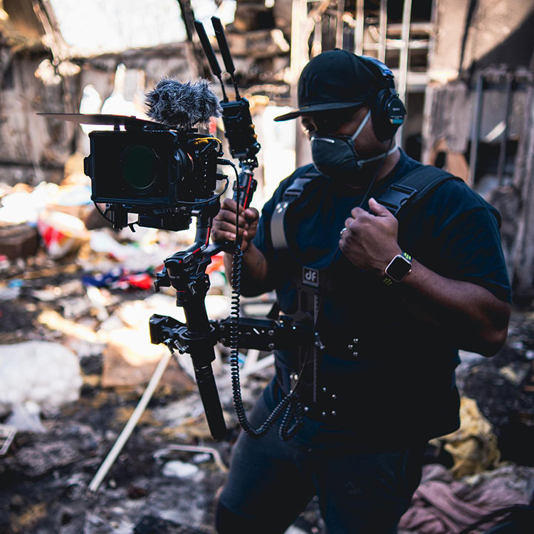 Система поддержки DigitalFoto Thanos-SE Система поддержки DigitalFoto Thanos-SE