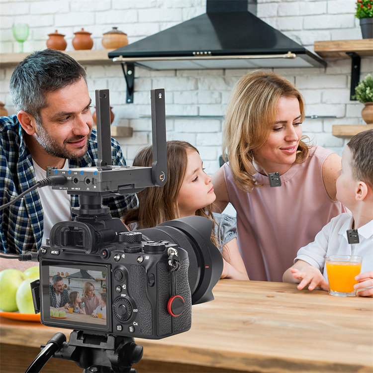 Радиосистема Comica BoomX-U QUA Радиосистема Comica BoomX-U QUA