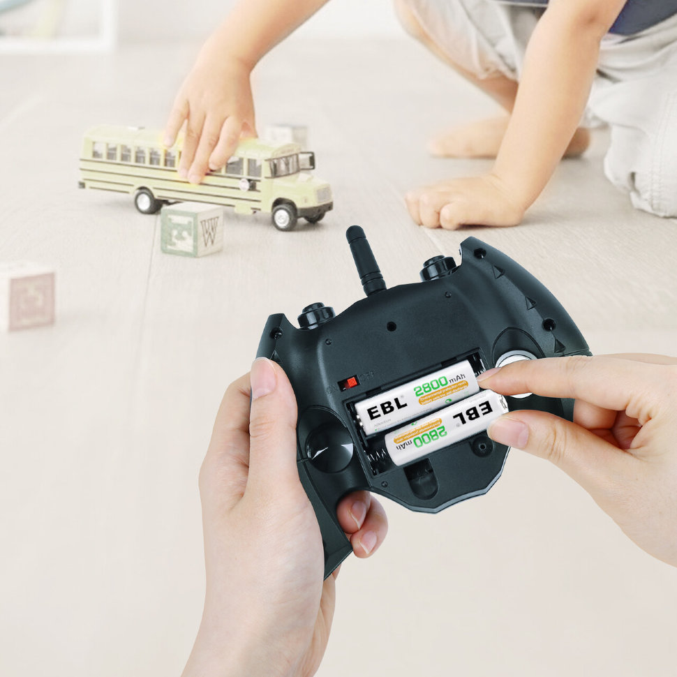 Комплект аккумуляторных батарей EBL AA 2800mAh (4шт) Комплект аккумуляторных батарей EBL AA 2800mAh (4шт)