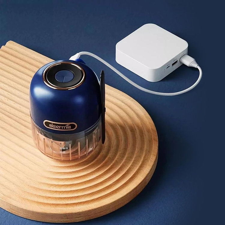 Блендер Deerma Pro Mini Garlic Stirrer JS200 Блендер Deerma Pro Mini Garlic Stirrer JS200