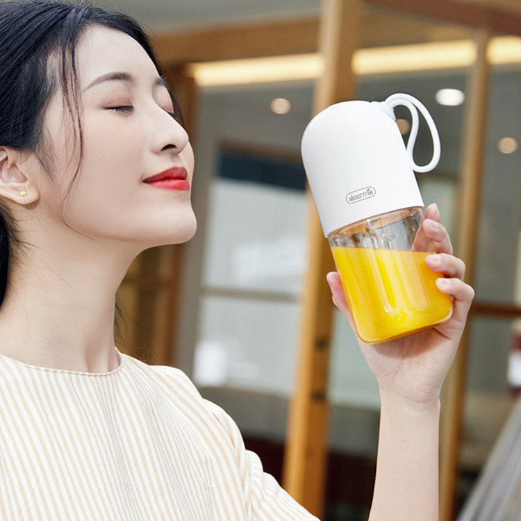 Портативный блендер Deerma NU01 Портативный блендер Deerma NU01