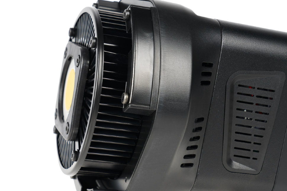 Осветитель Sirui C60B Осветитель Sirui C60B