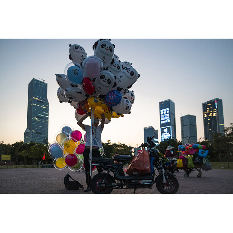 Объектив Viltrox AF 13mm F1.4 E-mount Объектив Viltrox AF 13mm F1.4 E-mount