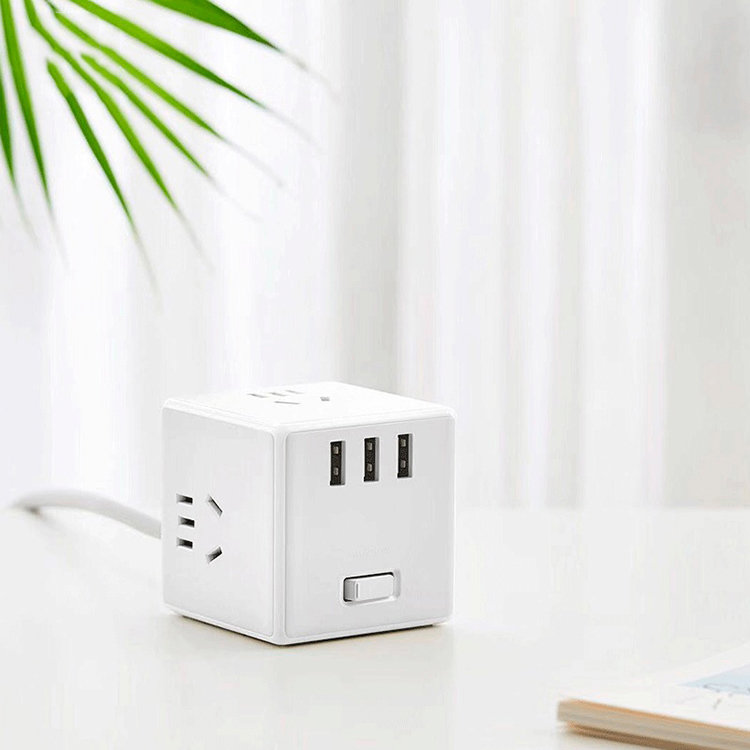 Разветвитель Xiaomi Mijia Rubiks Cube Converter Wired Edition Разветвитель Xiaomi Mijia Rubiks Cube Converter Wired Edition