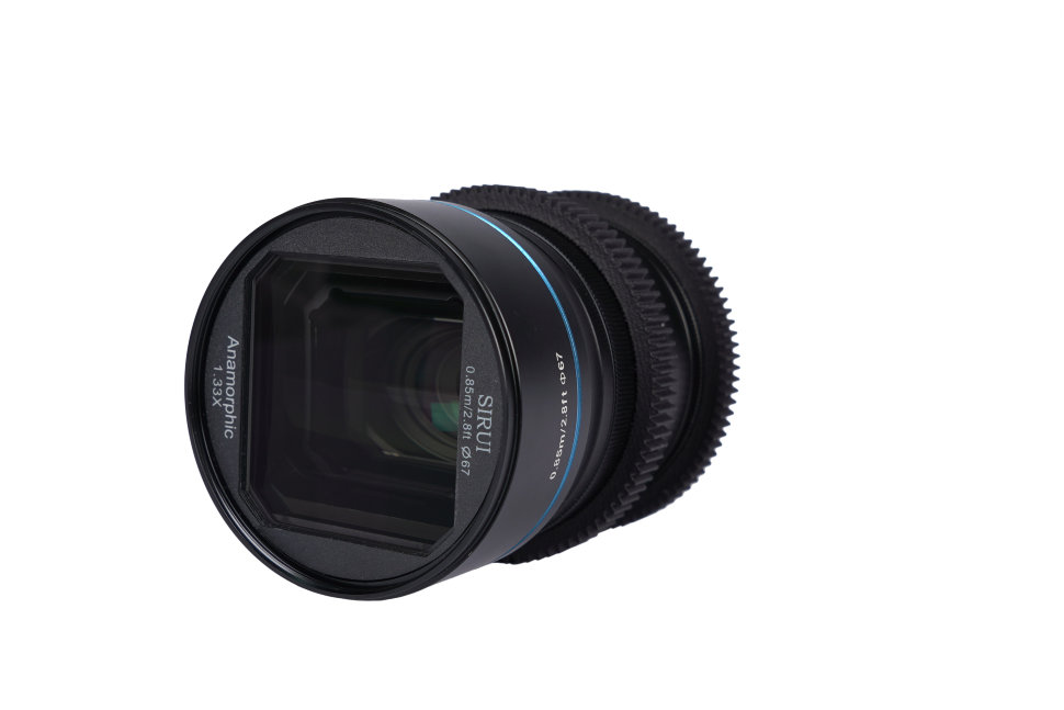 Объектив Sirui 35mm F/1.8 Anamorphic L-mount Объектив Sirui 35mm F/1.8 Anamorphic L-mount