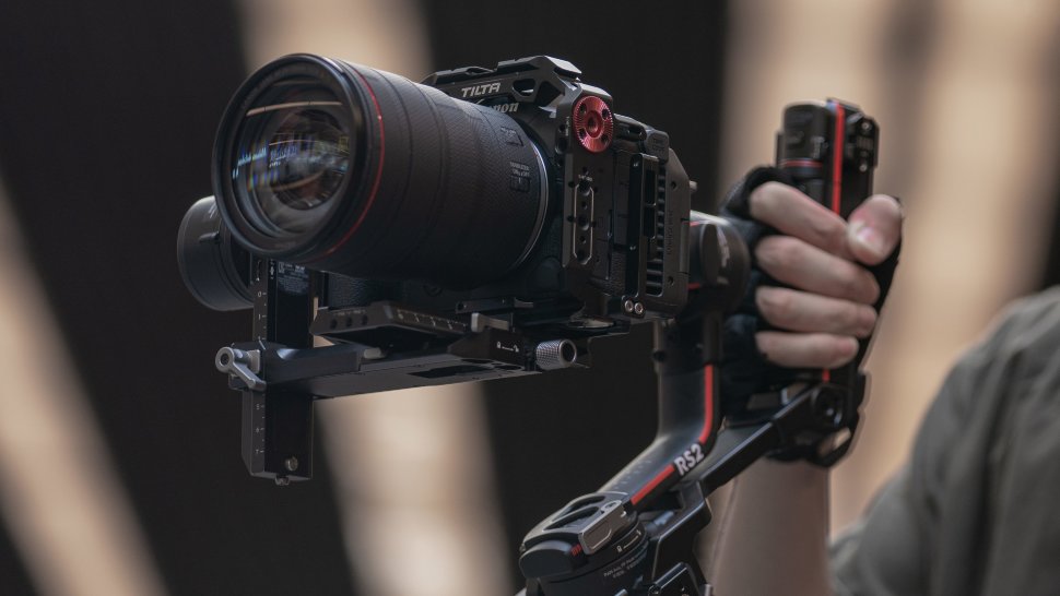 Клетка Tilta Basic Kit для Canon R5C Чёрная Клетка Tilta Basic Kit для Canon R5C Чёрная