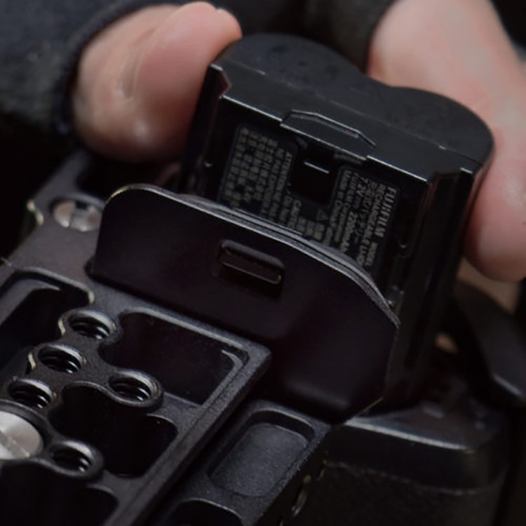 Клетка Tilta Basic Kit для Fujifilm X-H2S Чёрная Клетка Tilta Basic Kit для Fujifilm X-H2S Чёрная