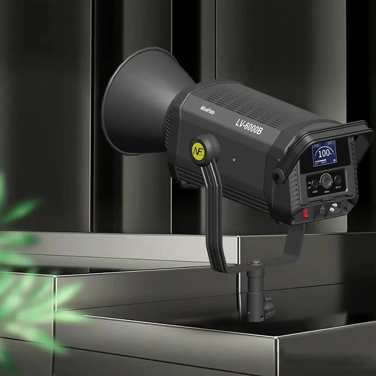 Осветитель NiceFoto LV-6000B Осветитель NiceFoto LV-6000B