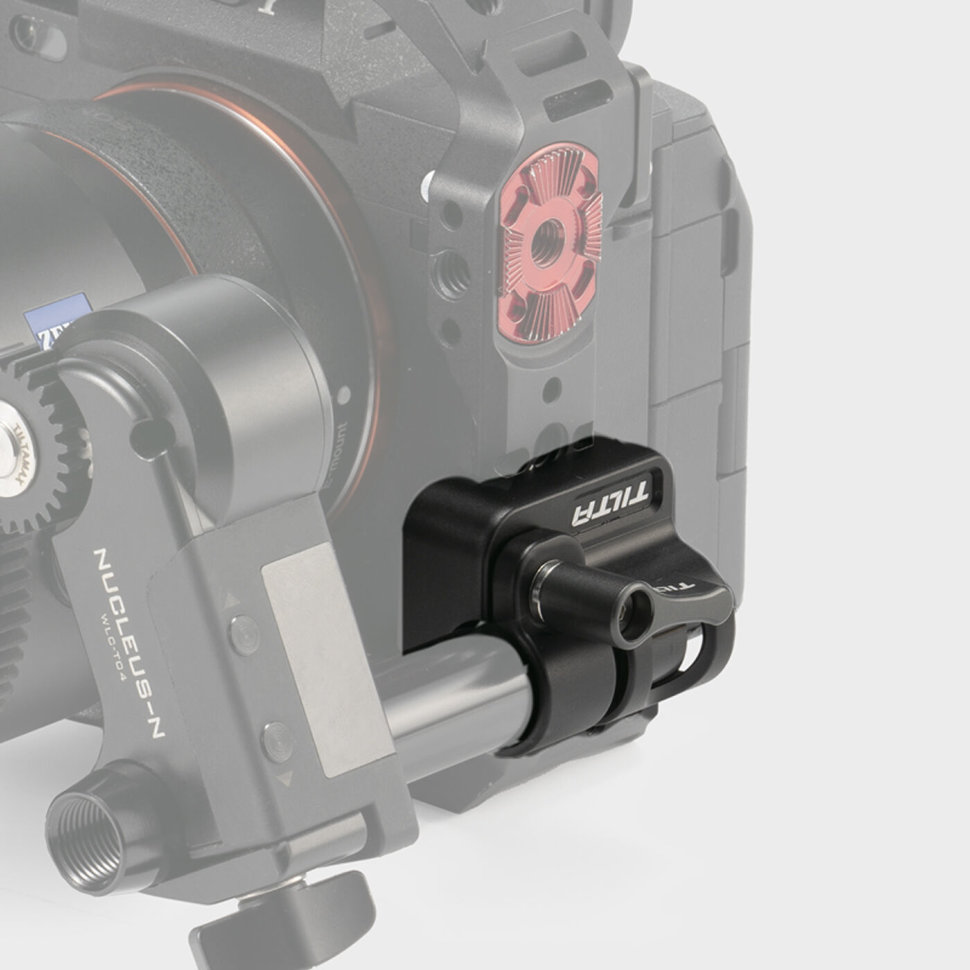 Крепление Tilta для направляющей 15мм - NATO Чёрное Крепление Tilta для направляющей 15мм - NATO Чёрное