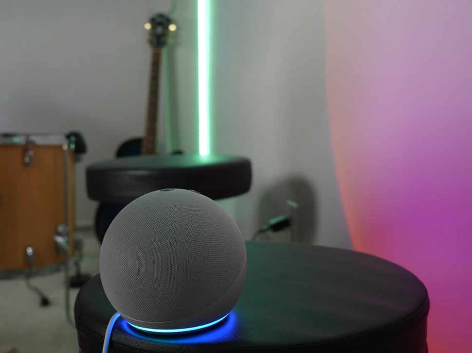 Светодиодная лента amaran SM5c (EU) Светодиодная лента amaran SM5c (EU)