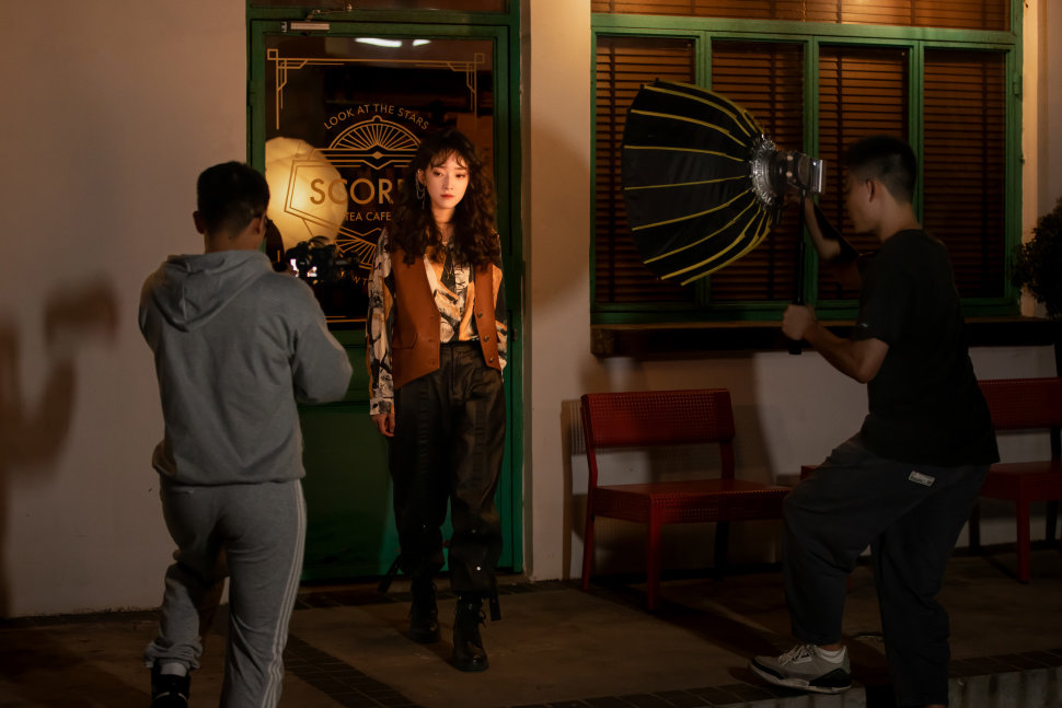 Осветитель Zhiyun MOLUS X100 Combo Осветитель Zhiyun MOLUS X100 Combo