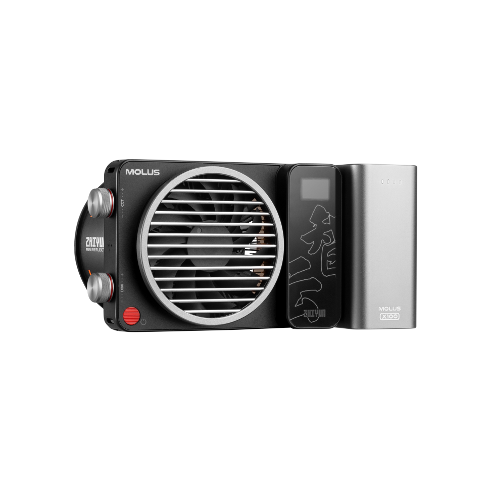 Осветитель Zhiyun MOLUS X100 Combo Осветитель Zhiyun MOLUS X100 Combo