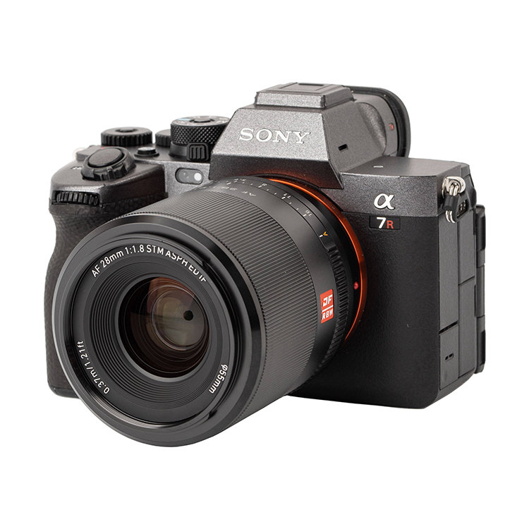 Объектив Viltrox AF 28mm F1.8 E-mount Объектив Viltrox AF 28mm F1.8 E-mount