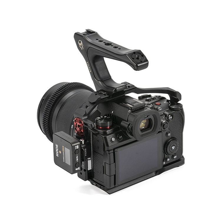 Крепление Tilta NATO - Cold Shoe Чёрное Крепление Tilta NATO - Cold Shoe Чёрное