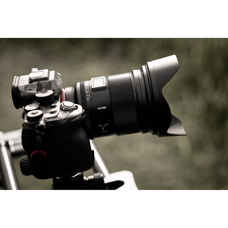 Объектив Viltrox AF 16mm F1.8 E-mount Объектив Viltrox AF 16mm F1.8 E-mount