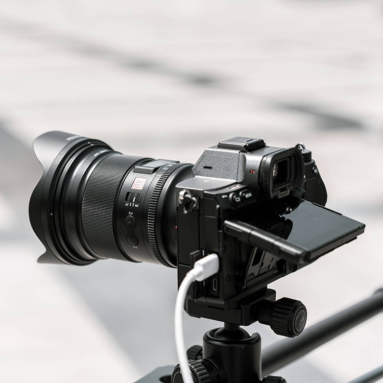 Объектив Viltrox AF 16mm F1.8 E-mount Объектив Viltrox AF 16mm F1.8 E-mount