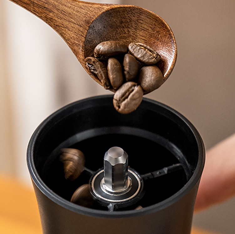 Ручная кофемолка Circle Joy Hand Coffee Grinder Белая Ручная кофемолка Circle Joy Hand Coffee Grinder Белая