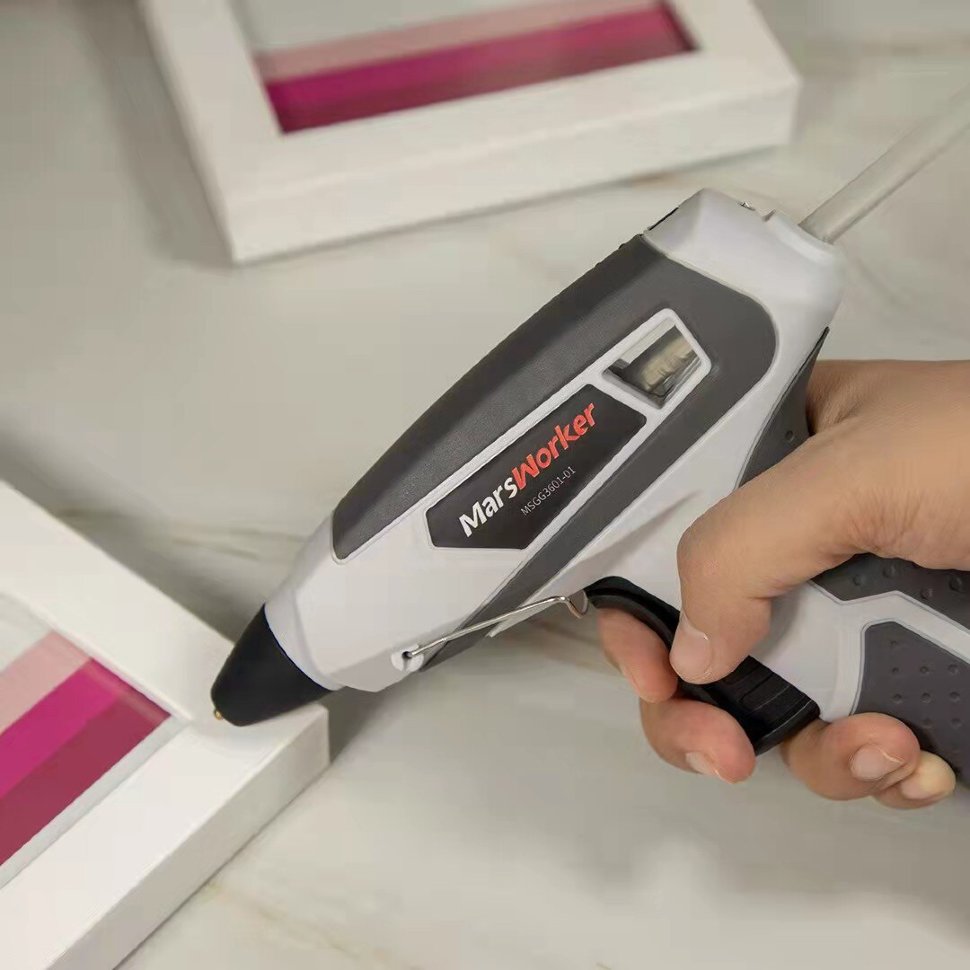 Аккумуляторный клеевой пистолет MarsWorker Hot Melt Glue Gun Аккумуляторный клеевой пистолет MarsWorker Hot Melt Glue Gun