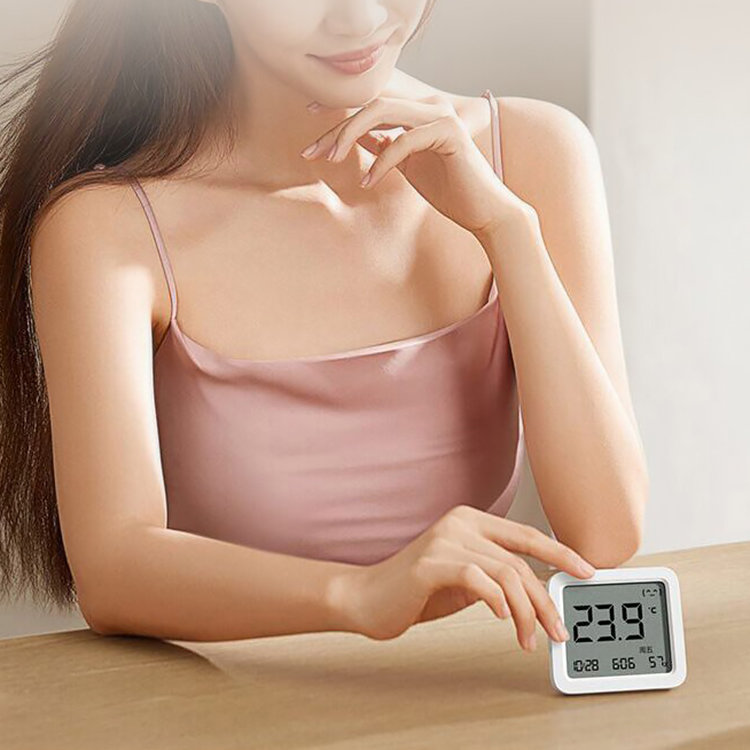 Метеостанция Xiaomi Mijia Intelligent Thermometer 3 Метеостанция Xiaomi Mijia Intelligent Thermometer 3