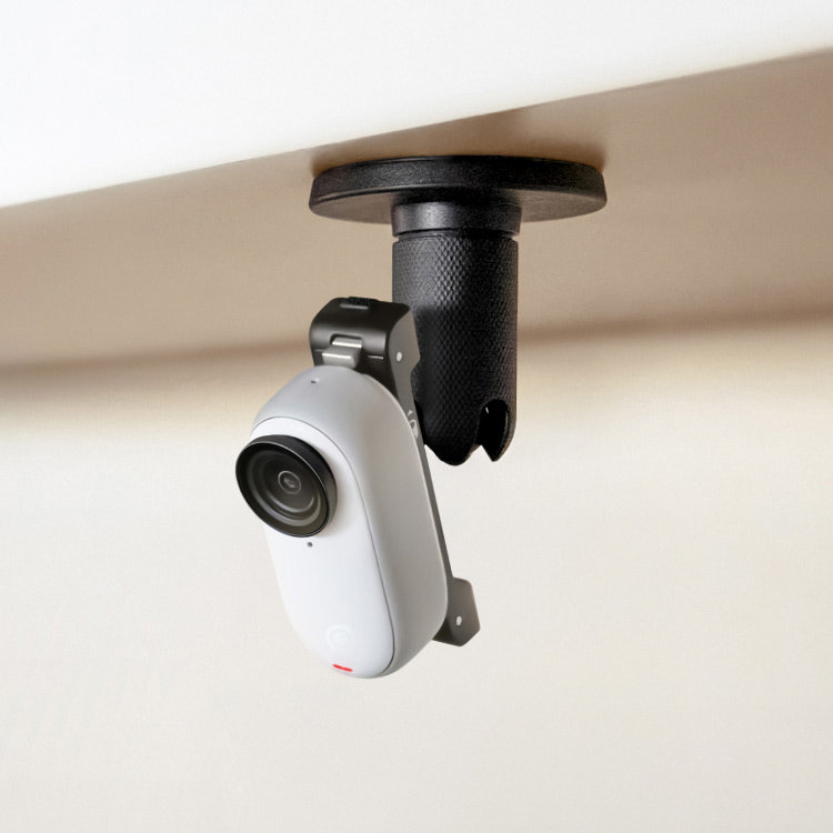 Экшн-камера Insta360 GO 3 64GB Белая Экшн-камера Insta360 GO 3 64GB Белая