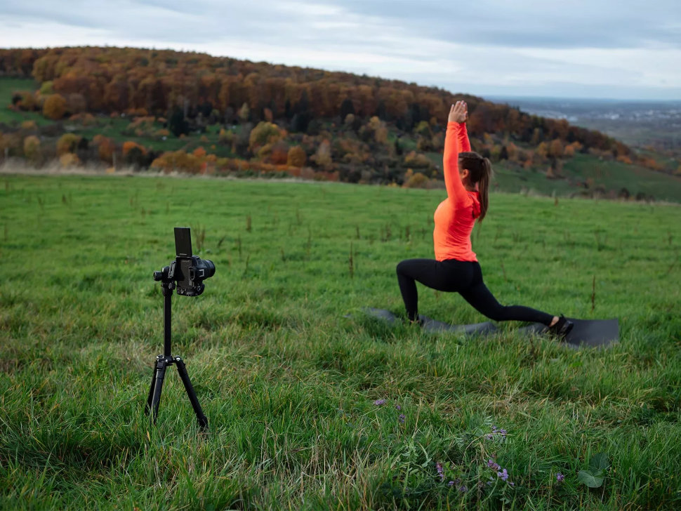 Беззеркальная камера Canon EOS R50 Kit (18-45 + 55-210 RF) Чёрная Беззеркальная камера Canon EOS R50 Kit (18-45 + 55-210 RF) Чёрная