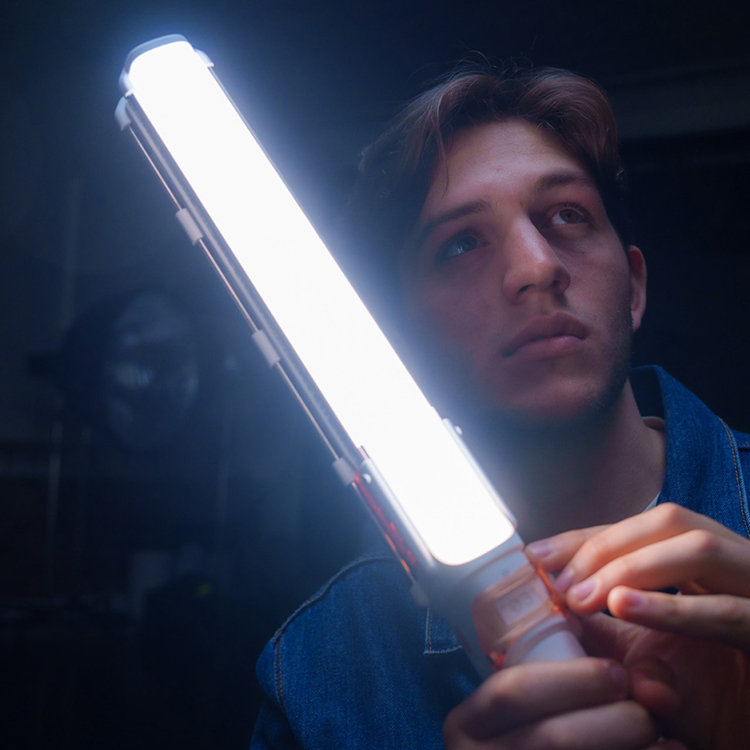 Осветитель Zhiyun FIVERAY V60 Combo Чёрный Осветитель Zhiyun FIVERAY V60 Combo Чёрный